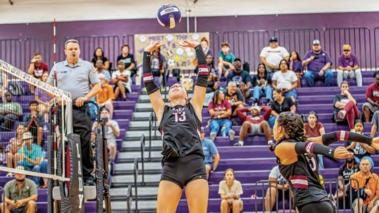 Bastrop, McDade volleyball teams set for postseason action