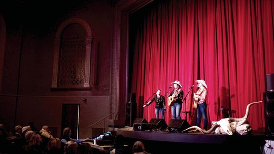 CORBIN TO HEADLINE COWBOY POETRY