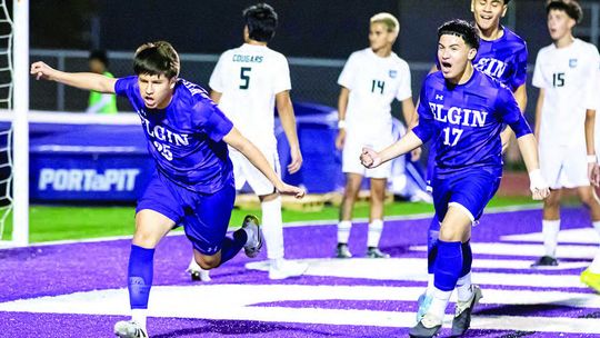 Elgin, Bastrop gear up for playoff matches