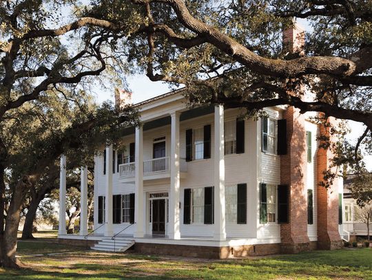 The Ancient Oaks Home on the Wiley Hill Homestead. Photo courtesy Libby Sartain