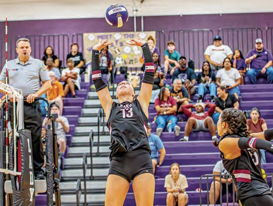 Bastrop, McDade volleyball teams set for postseason action Bastrop, McDade volleyball teams set for postseason action