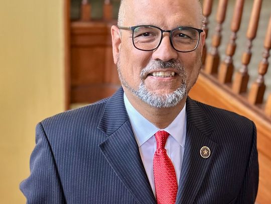 Eads named Elgin city manager