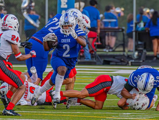 Eagles stumble, extend streak in opener