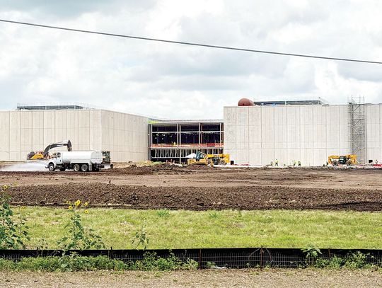 EdgeConneX town halls to field data center questions