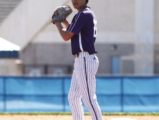 Elgin baseball strong in Waco