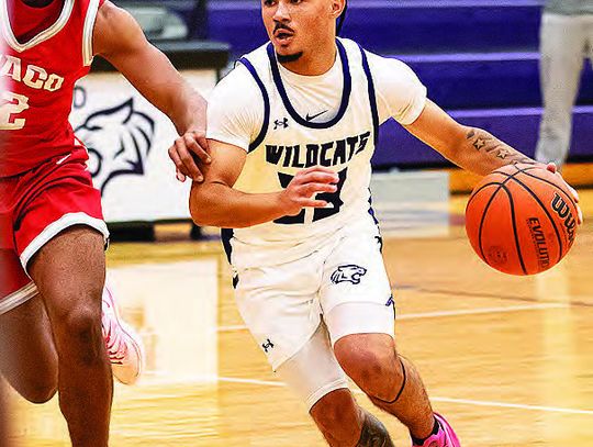 Elgin basketball teams fall to Eagles
