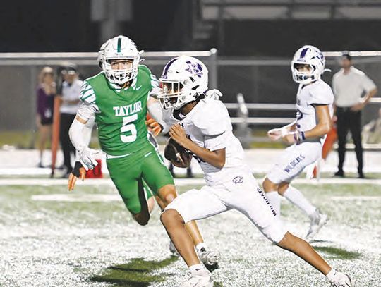 Elgin comes up short in Taylor matchup