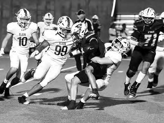 Elgin shows improvement in season closer Elgin shows improvement in season closer