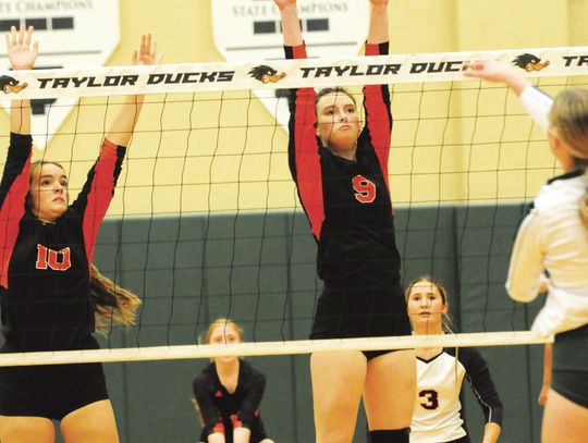 Lady Tigers volleyball wins thriller vs. Caldwell