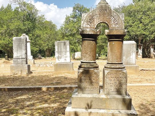 OAK HILL CEMETERY UPHOLDS NEARLY CENTURY OLD TRADITION