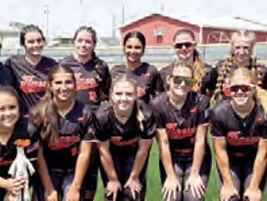 Smithville softball remains perfect in district