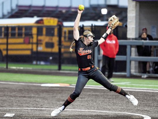 Smithville softball swept in area round
