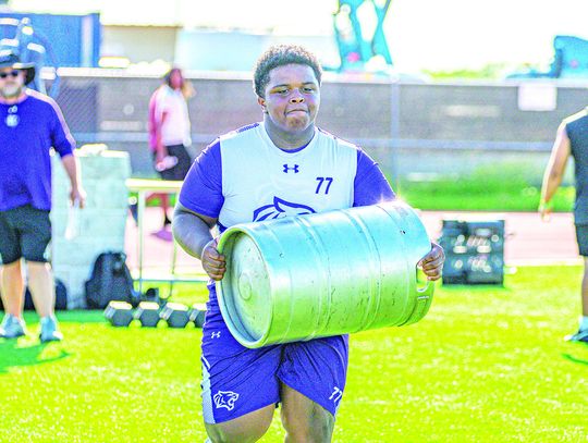 Wildcats add linemen challenges to summer workouts