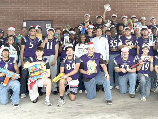 Wildcats help holiday wishes come true