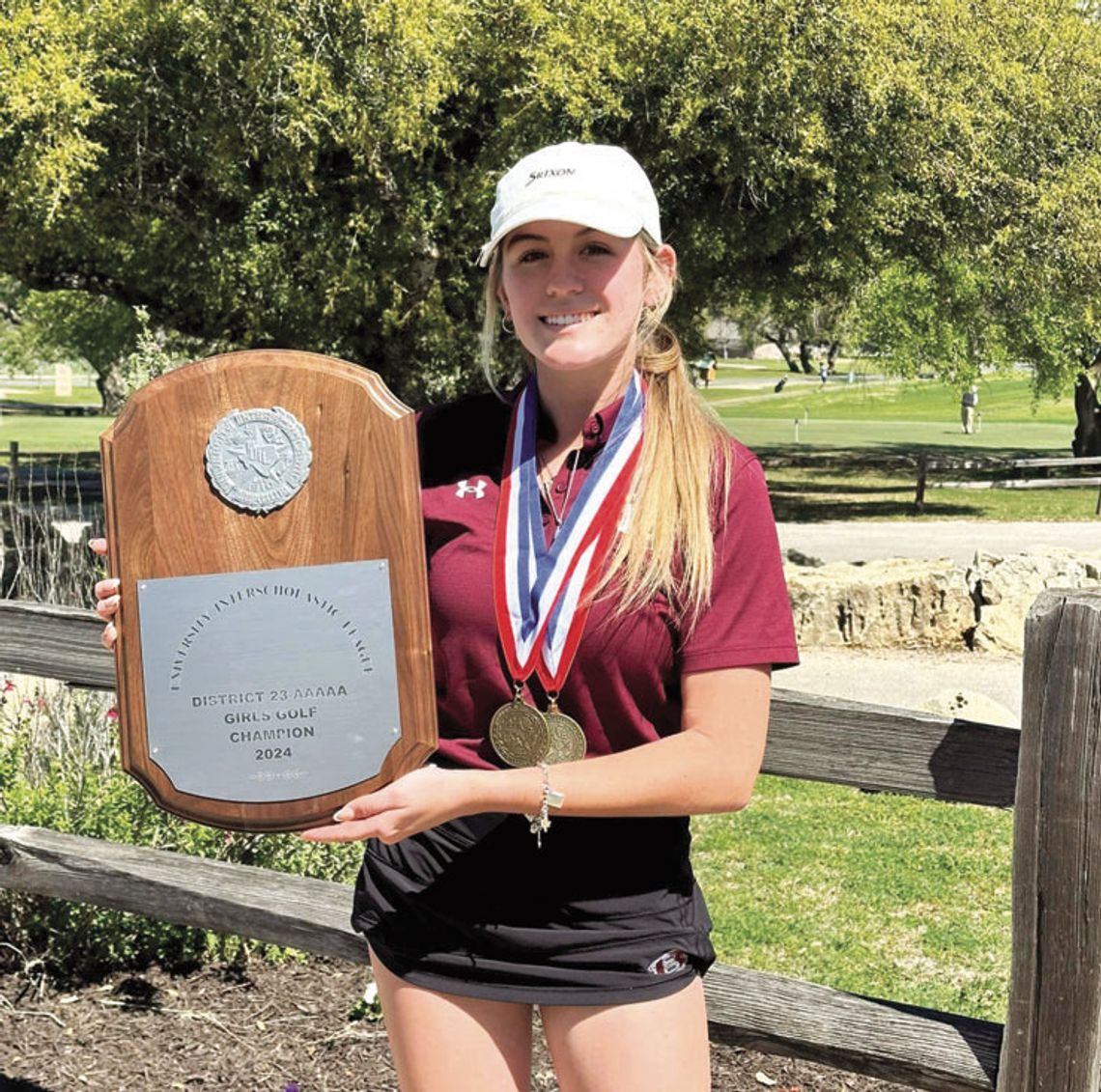 Bastrop girls golf wins district tourney