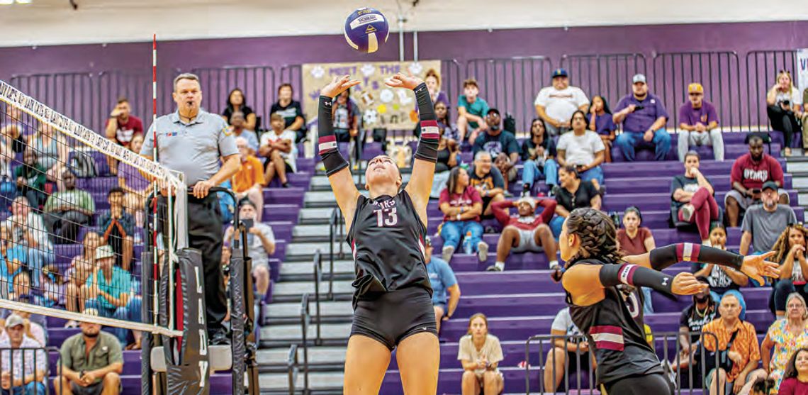 Bastrop, McDade volleyball teams set for postseason action Bastrop, McDade volleyball teams set for postseason action
