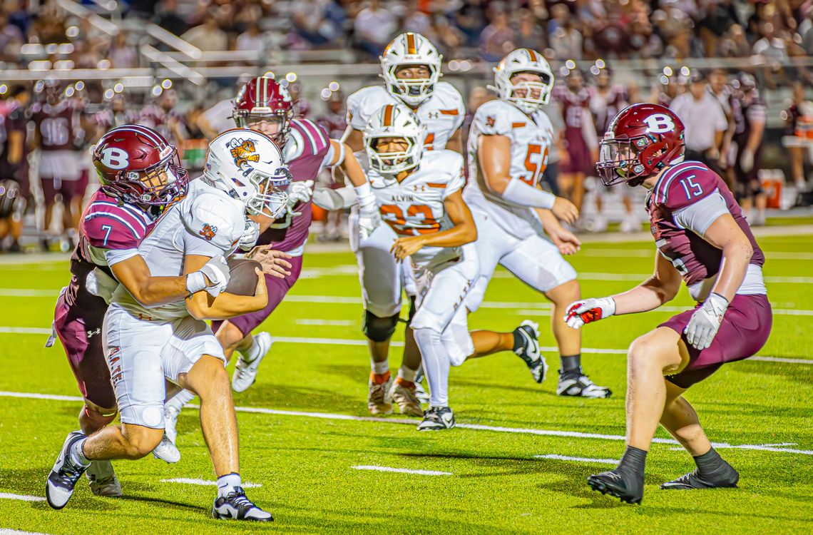 Bears claw through Knights 69-7, stay unbeaten