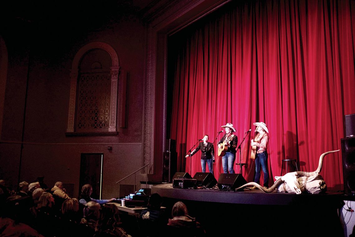 CORBIN TO HEADLINE COWBOY POETRY