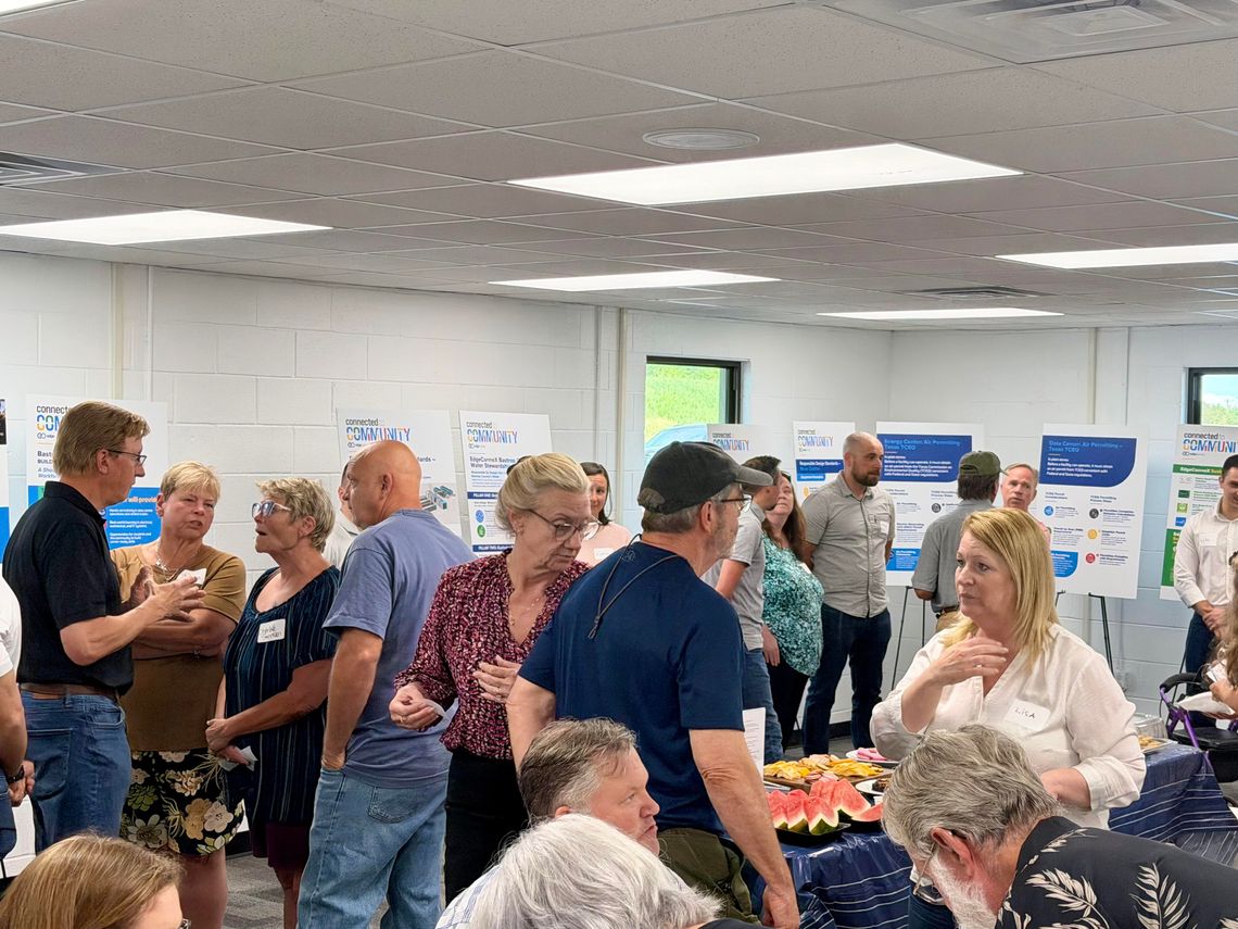 Crowd gathers in Elgin for data center town hall