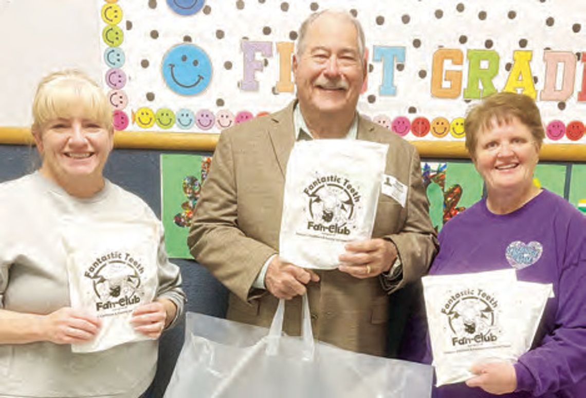 Dental kit deliveries for Elgin, McDade first graders