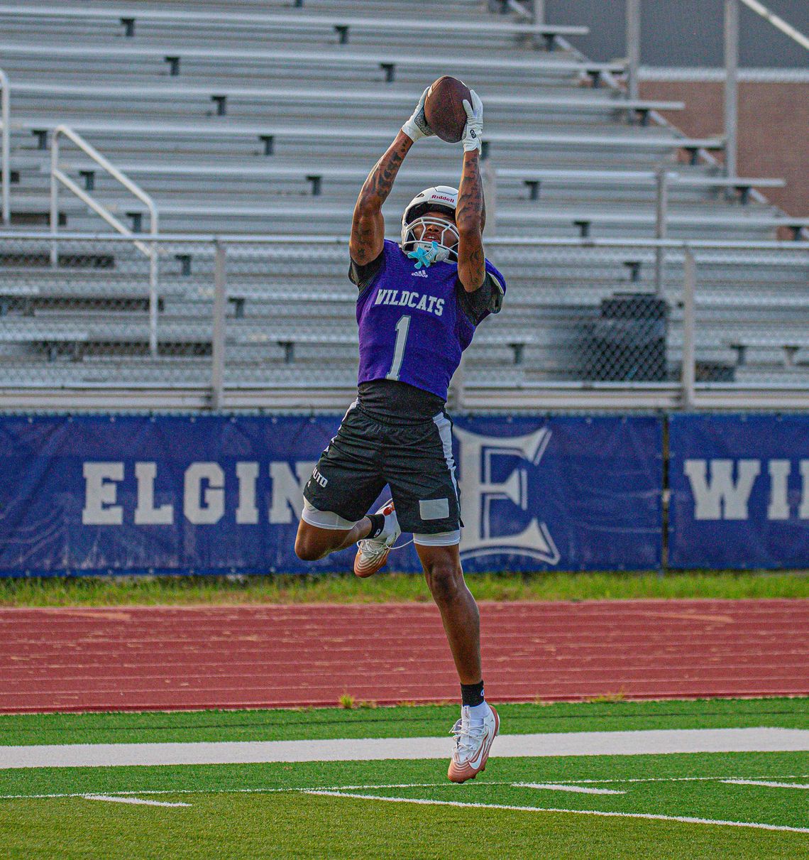 Elgin falls in fifth straight road match Elgin falls in fifth straight road match