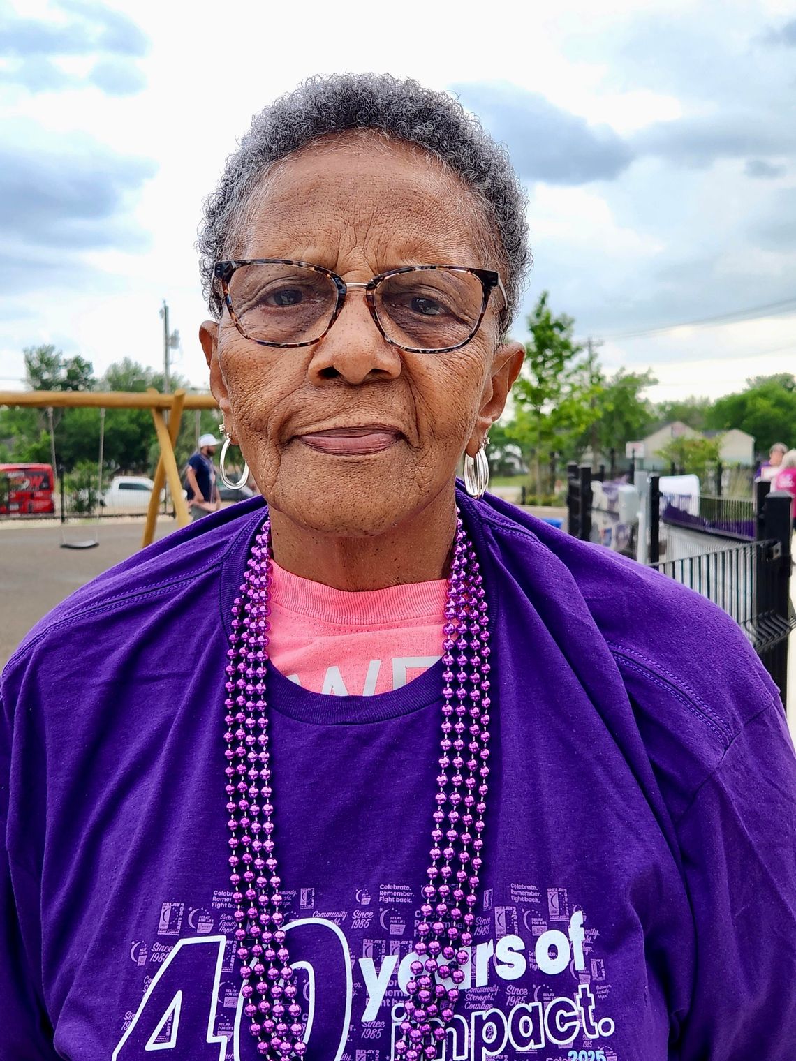 Elgin rallies, reflects on 2 decades of hope