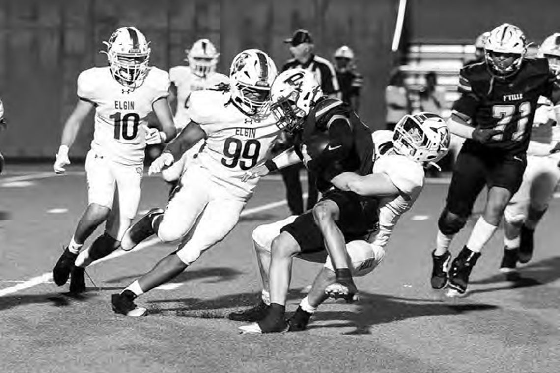 Elgin shows improvement in season closer