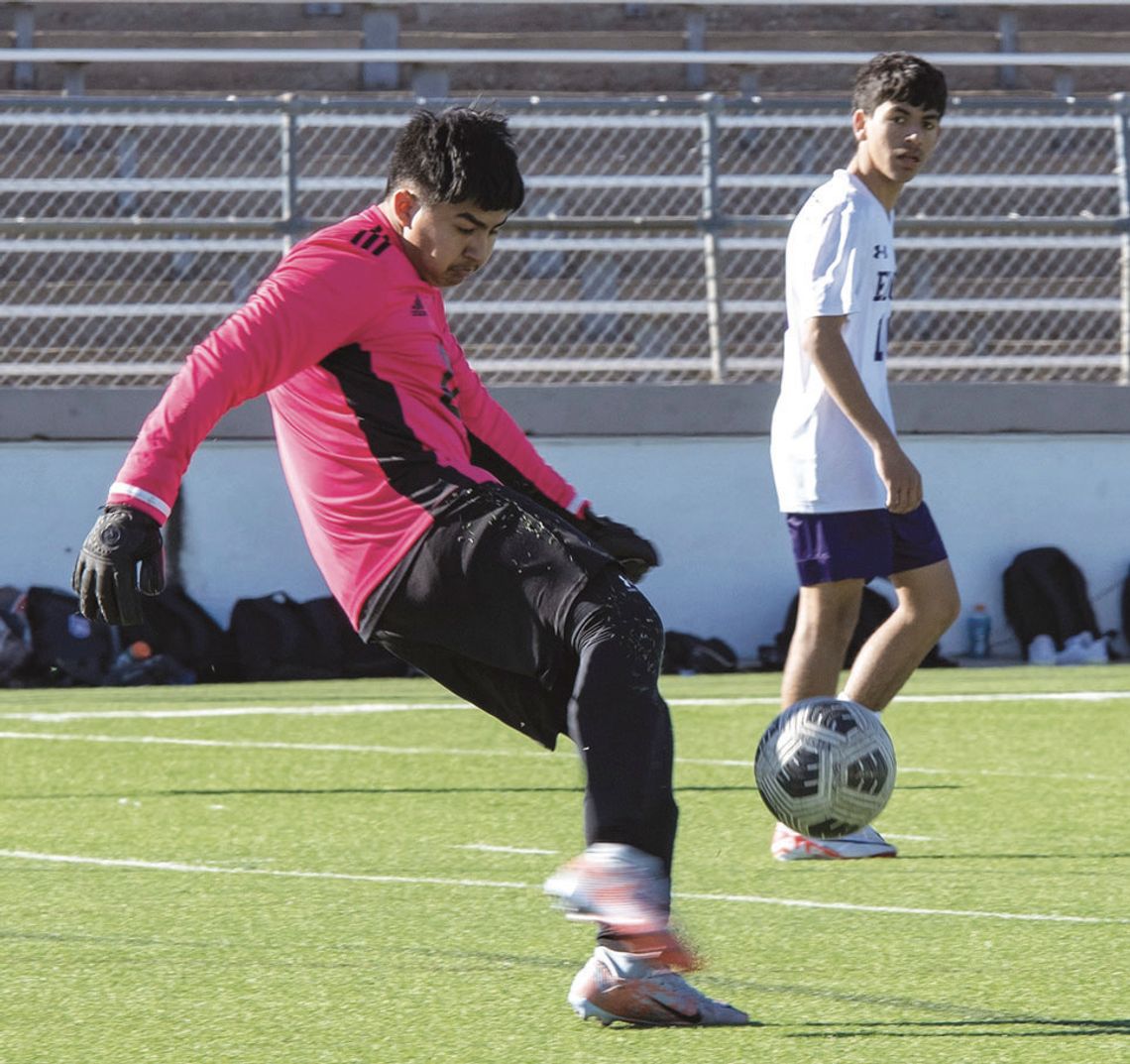 Elgin wins first district match