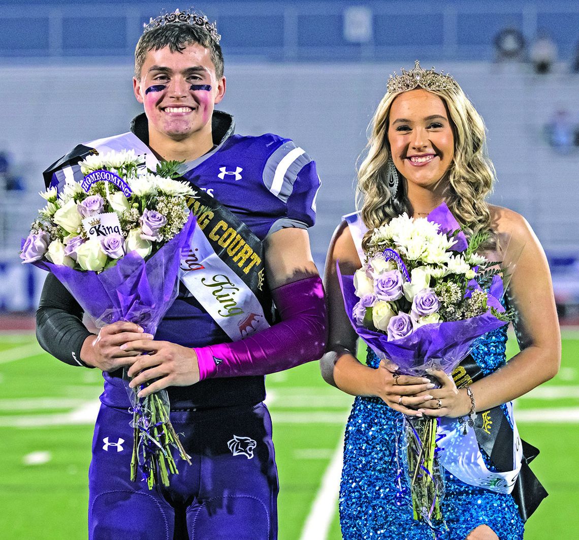 Homecoming royalty crowned