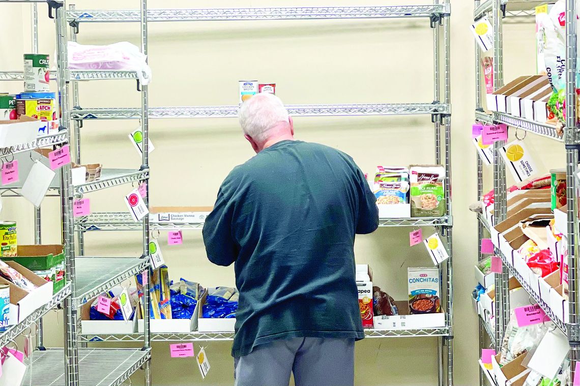 HUNGER GROWS AS FOOD AID DECLINES