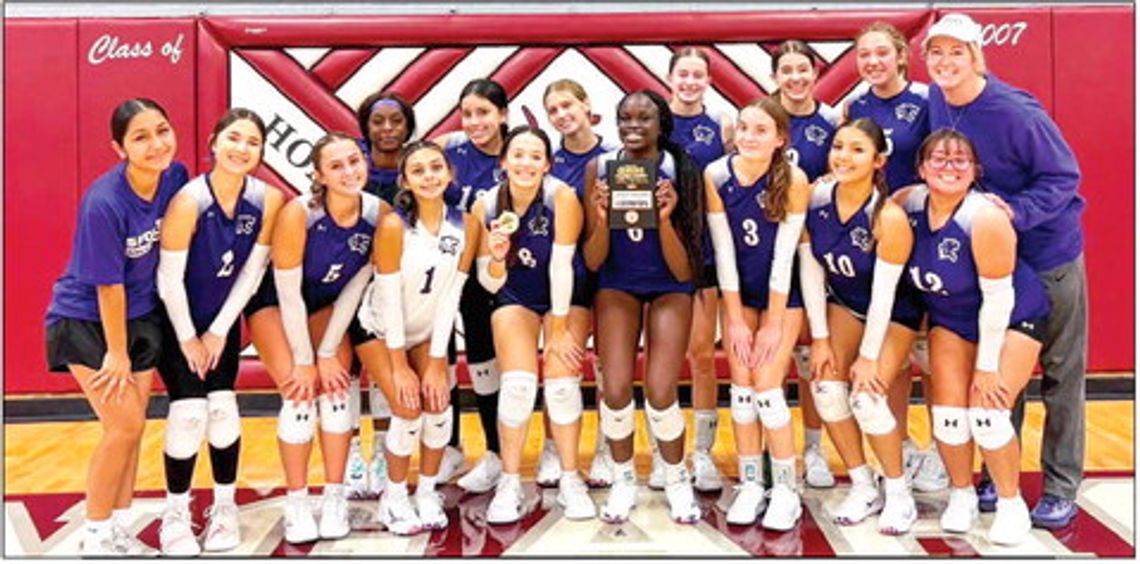 Lady Cats volleyball opens season 7-3 Lady Cats volleyball opens season 7-3