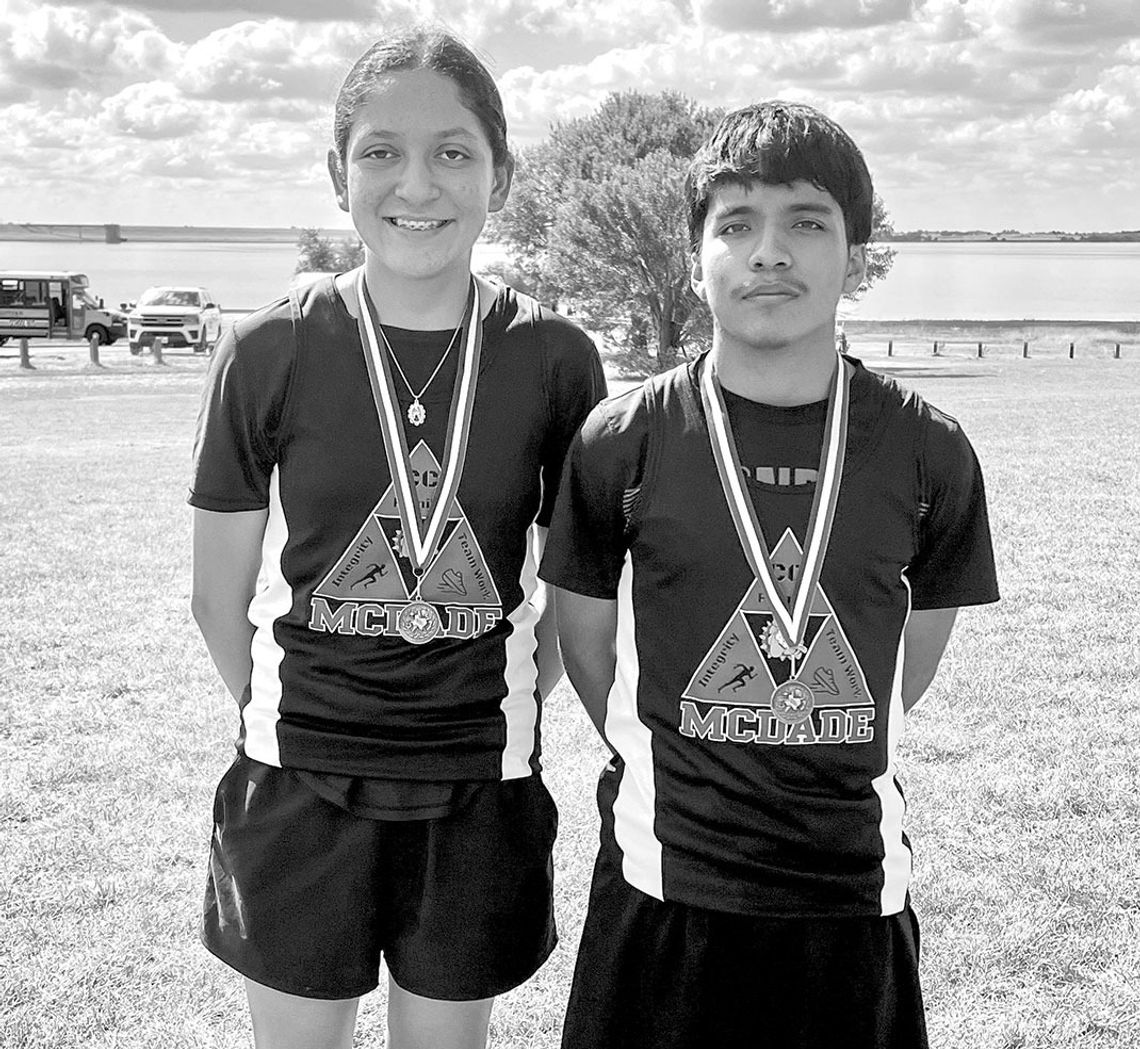 McDade sophomore makes regionals