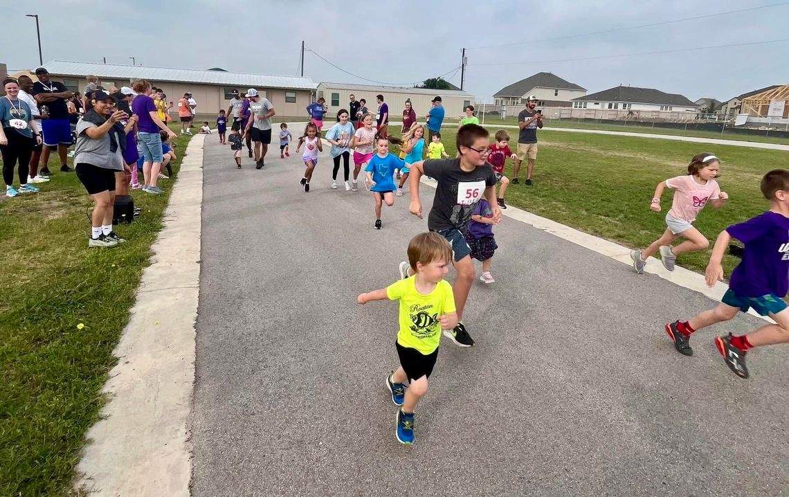 PTAs put pep in Elgin’s step