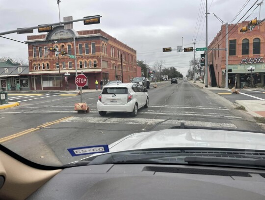 A temporary stop sign helps control traffic during power outages in Smithville Dec. 22.  Facebook / Smithville, Texas