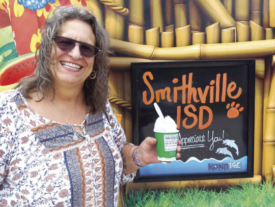 Smithville Independent School District recognized its teachers in multiple ways during Teacher Appreciation Week. To kick the week off, Kona Ice delivered treats to staff members and later, board members gave teachers extra “brownie points” for all they do. 