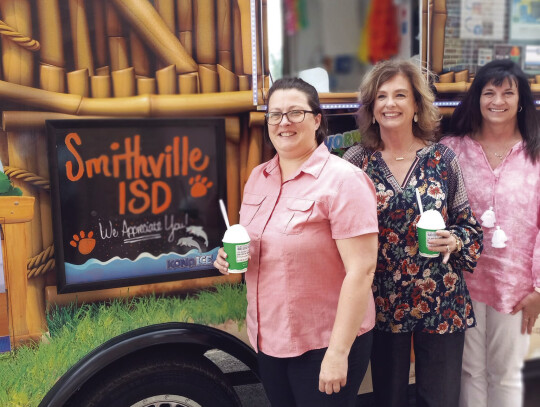 Smithville Independent School District recognized its teachers in multiple ways during Teacher Appreciation Week. To kick the week off, Kona Ice delivered treats to staff members and later, board members gave teachers extra “brownie points” for all they do. 