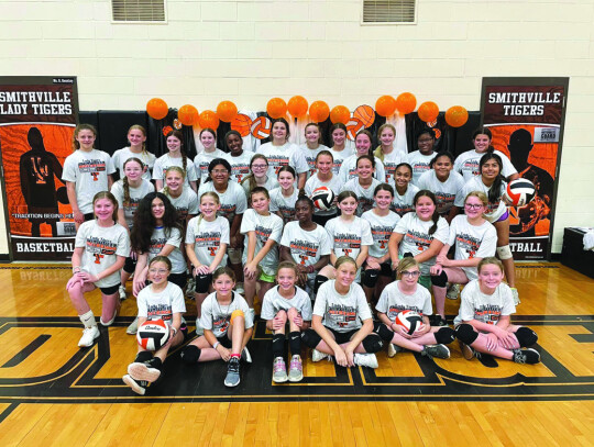 Smithville girls in sixth through ninth grade get together during the Advanced Lady Tigers Volleyball Camp in the high school gym. Photo courtesy of Smithville Lady Tiger Athletics