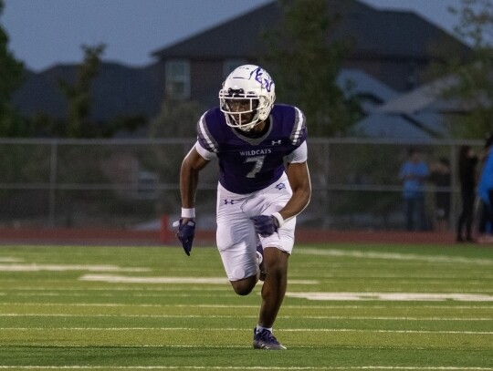 Elgin High School varsity football senior linebacker Derrius Holiday looks to make a play on defense Friday, Sept. 1 during the Wildcats’ dominant 47-0 home win versus Austin Akins High School. Photo by Marcial Guajardo